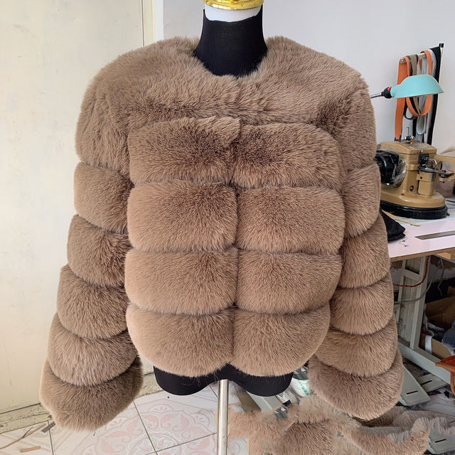 Warm Leisure Stitching Women's Faux Fox Coat